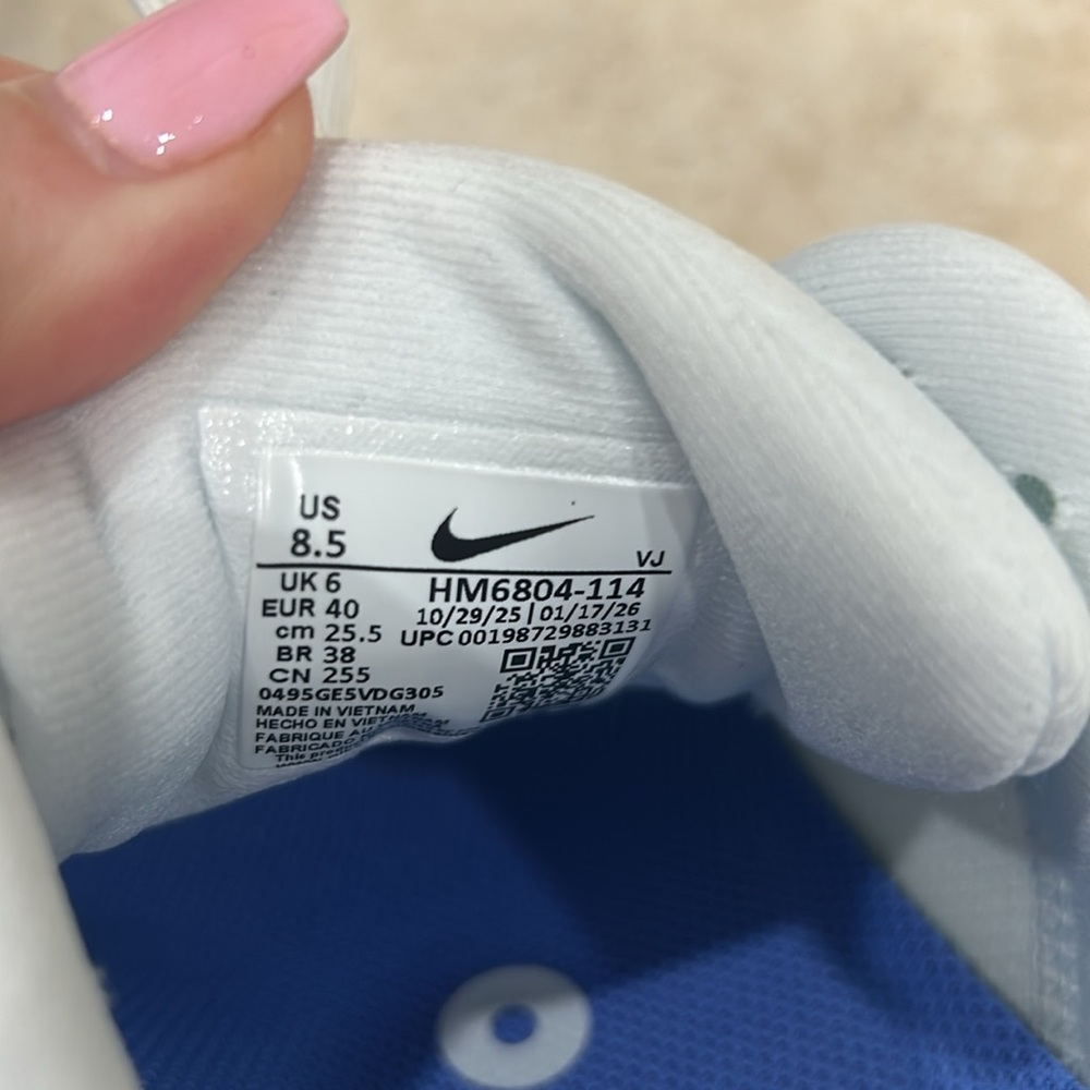 Nike Women’s Vomero 18 - Picture 7 of 7